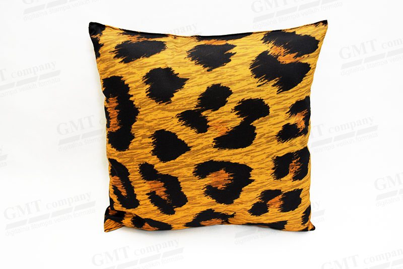 ukrasni jastuci leopard print