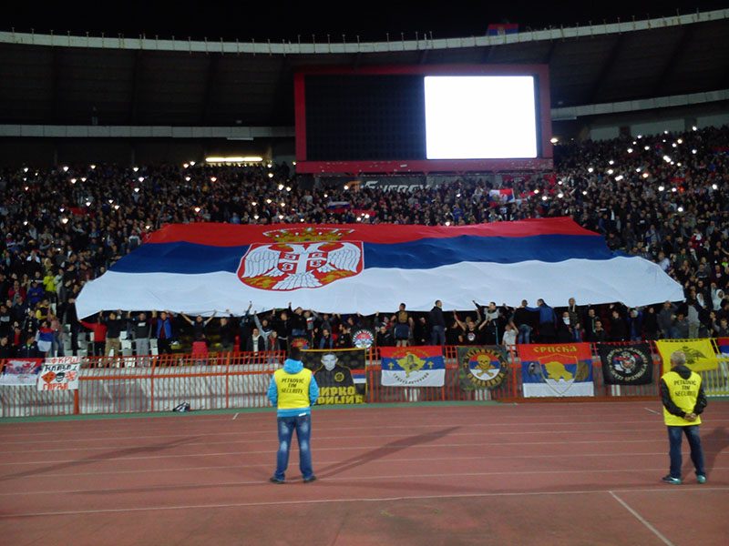 Zastava Republike Srbije na sportskom takmičenju