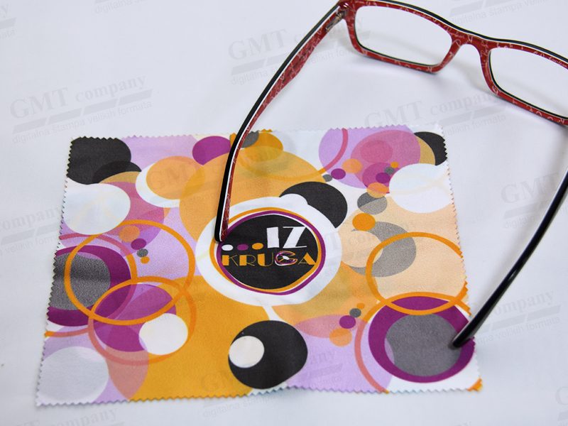 krpica-za-naocare-gmt-9-800x600.jpg