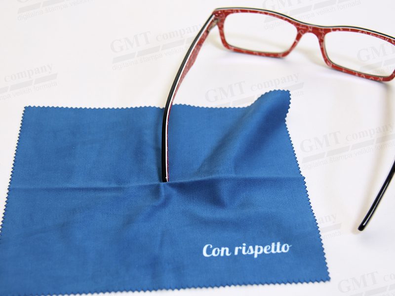 krpica-za-naocare-gmt-11-800x600.jpg